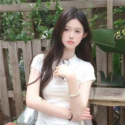 津津井小姐